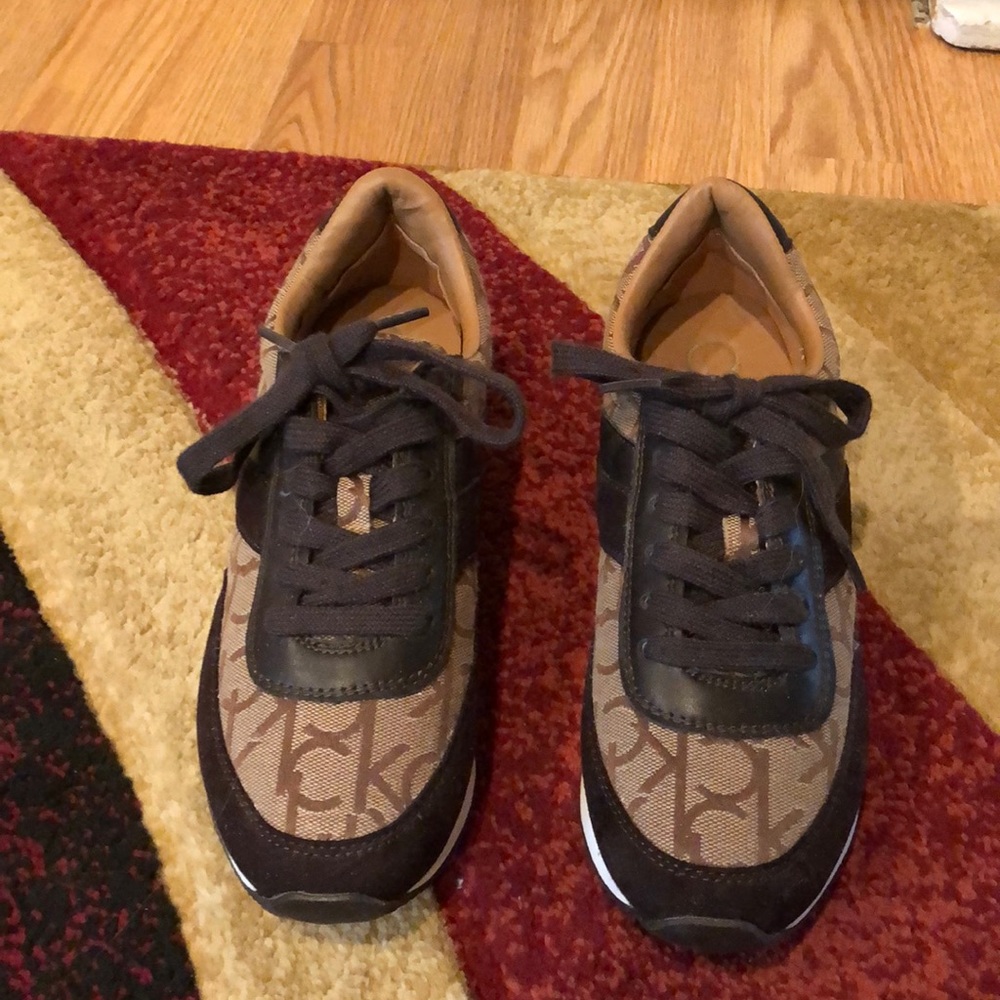 Calvin Klein gym shoes never worn